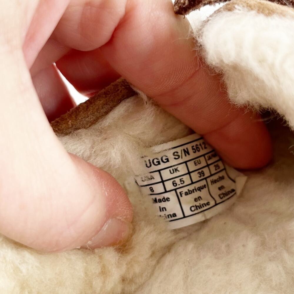 UGG Dakota Moccasin Slipper Shearling Lined Chest… - image 3